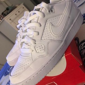 Nike son of force
